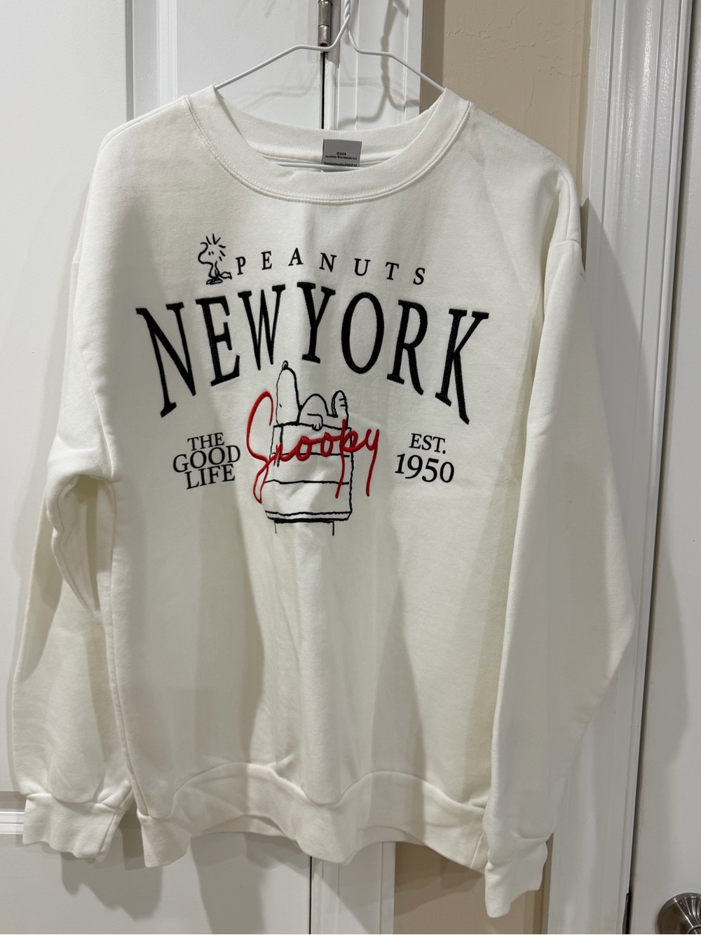 Peanuts New York Snoopy White Crewneck Sweatshirt XL